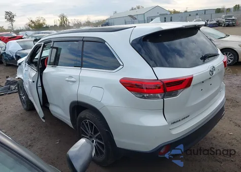2018 Toyota Highlander Se from USA, damaged, VIN 5TDJZRFH2JS497482